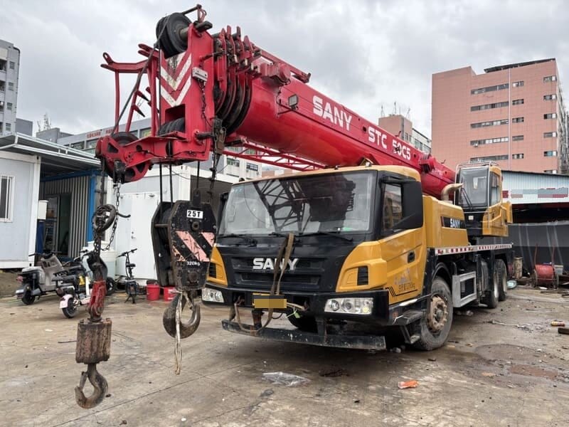 Used Truck Crane SANY STC250C5 999 Used Truck Crane SANY STC250C5 - Image 1