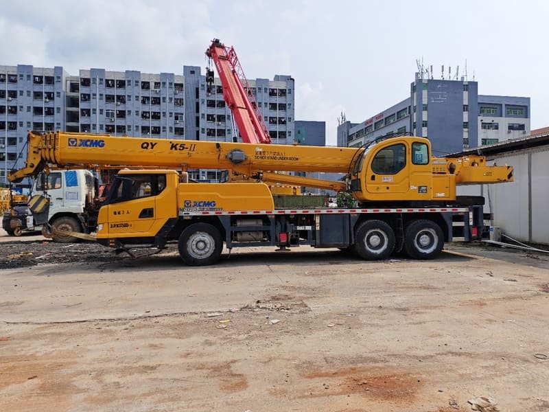 Used Truck Crane XCMG QY25K5-2 999 Used Truck Crane XCMG QY25K5-2 - Image 1